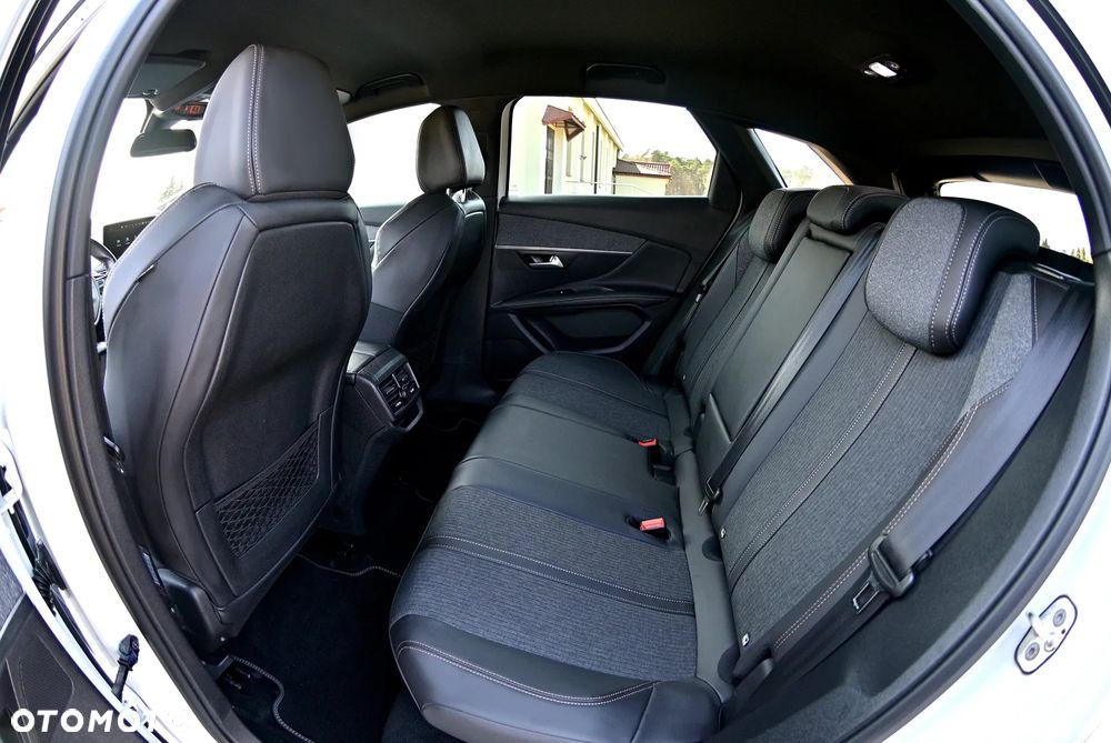 Peugeot 3008 THP 165 EAT6 Stop & Start Allure - 16