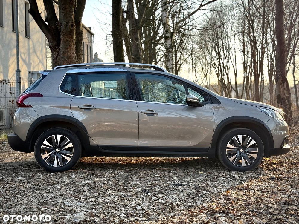 Peugeot 2008 PureTech 110 Stop&Start Allure - 9