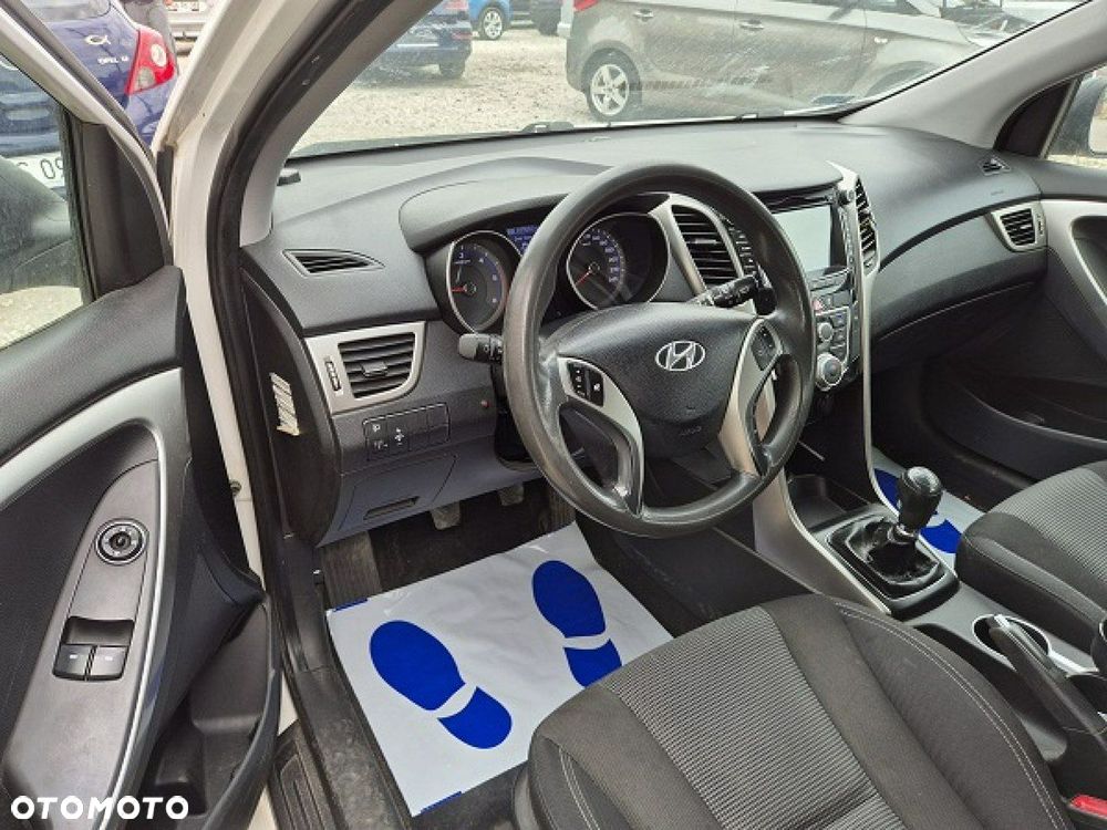 Hyundai i30 - 12