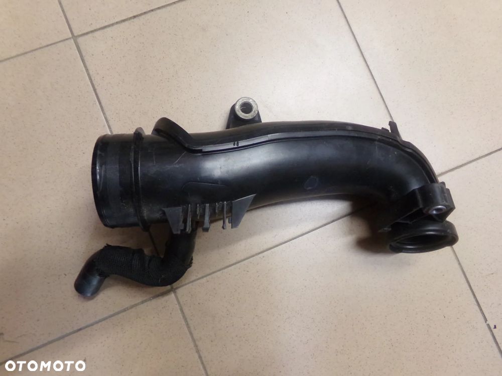 Rura powietrza Renault Trafic Opel Vivaro 1.6 dCI  165752889R