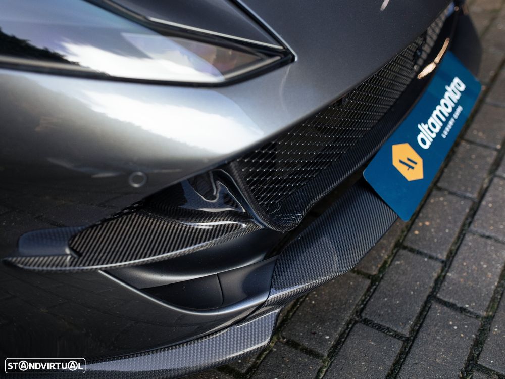 Ferrari 812 Superfast Standard - 6