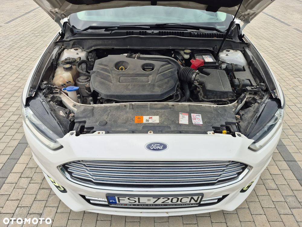 Ford Fusion - 37