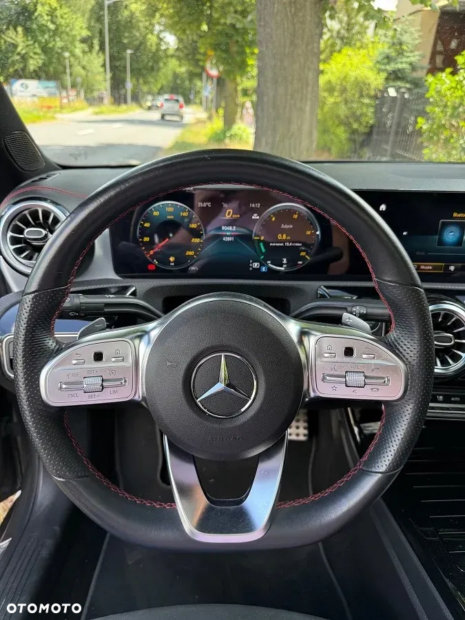Mercedes-Benz CLA 200 AMG Line 7G-DCT - 19