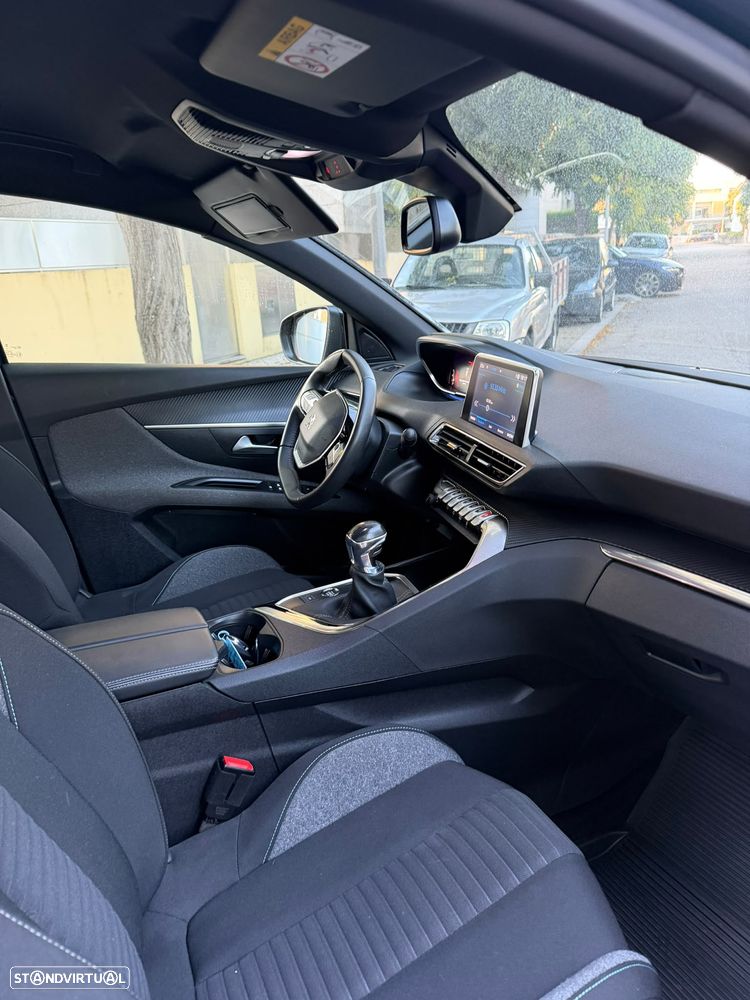 Peugeot 3008 - 19
