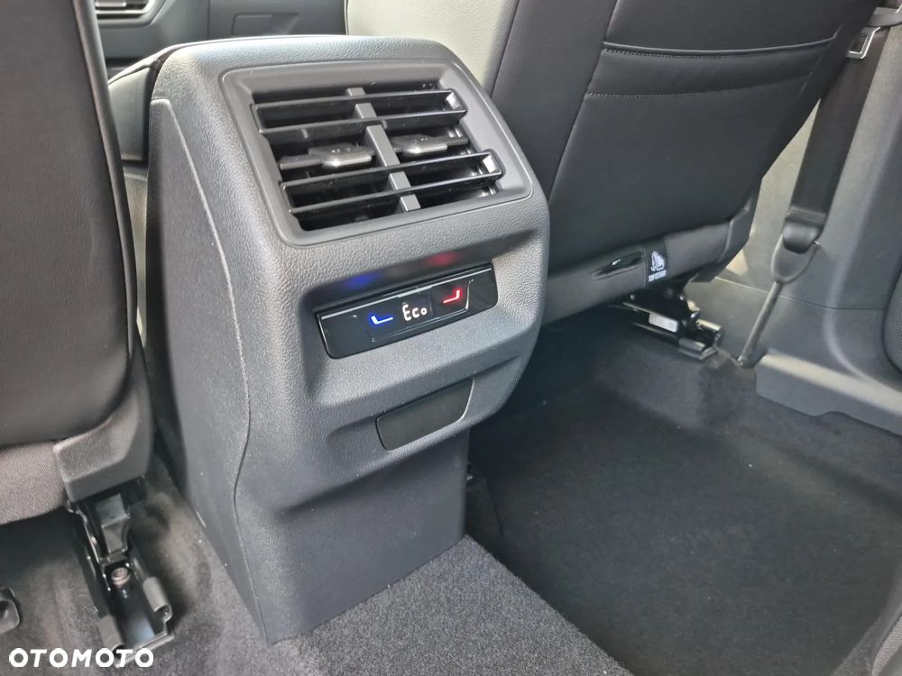 Volkswagen Tiguan - 15