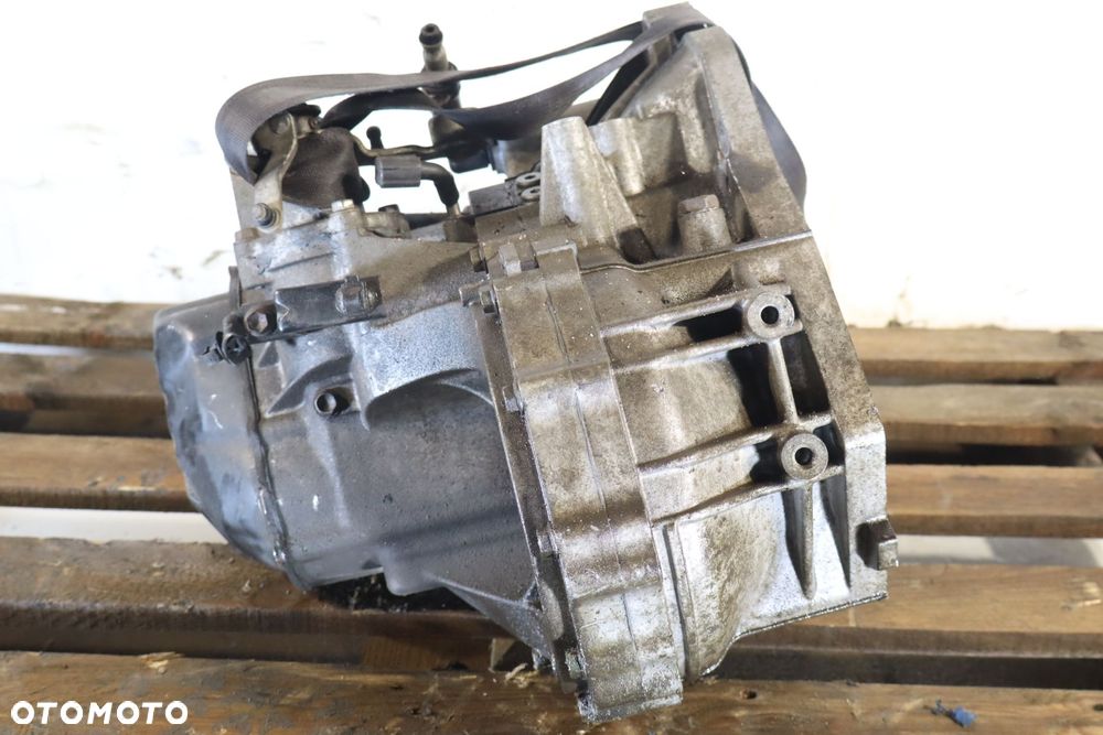 SKRZYNIA BIEGÓW 5 BIEGOWA SUZUKI SX4 I 1.6 79J0 - 4