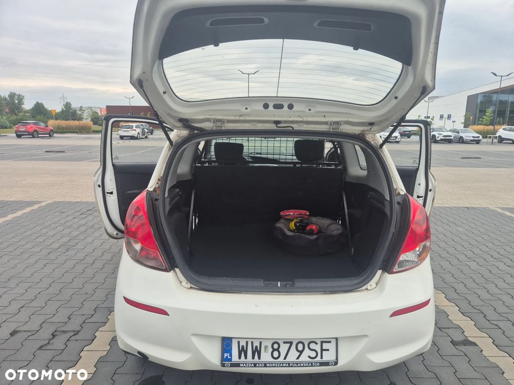 Hyundai i20 1.25 Classic + - 18