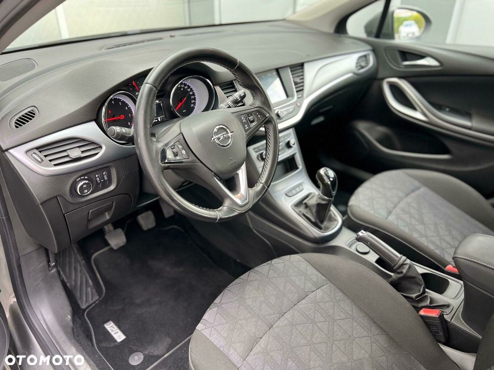 Opel Astra - 10
