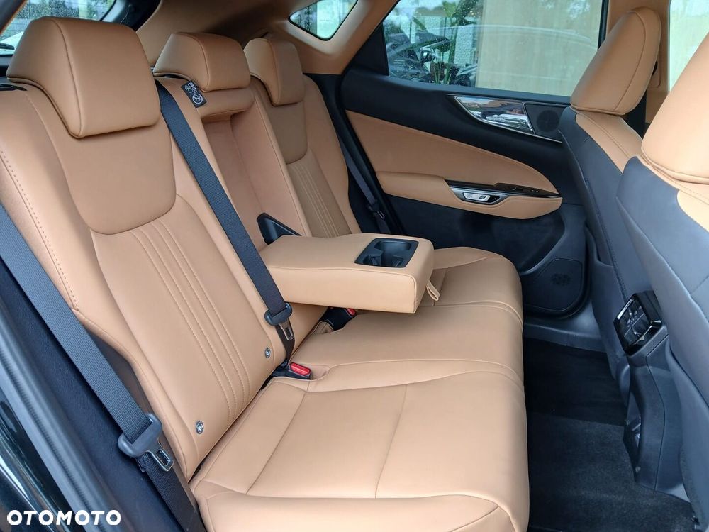 Lexus NX 350h Prestige AWD - 32
