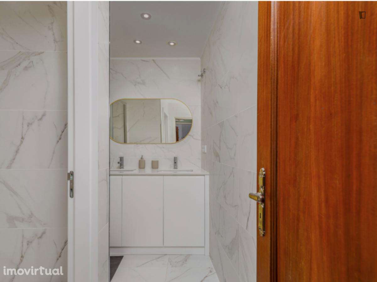 Apartamento com 3 quartos - localizado em Arroios Lisbon - Grande imagem: 5/20