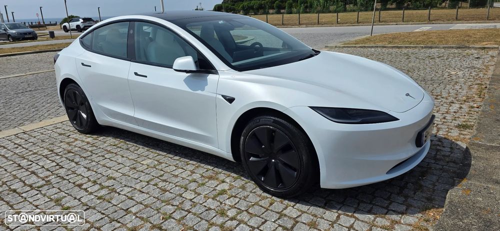 Tesla Model 3 Tração Traseira - 3