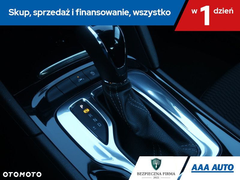Opel Insignia - 17