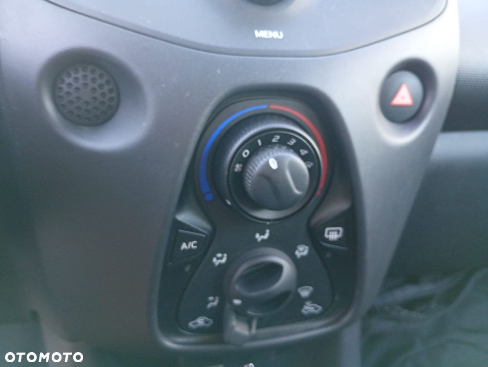 Toyota Aygo 1.0 VVT-i Black Edition - 16