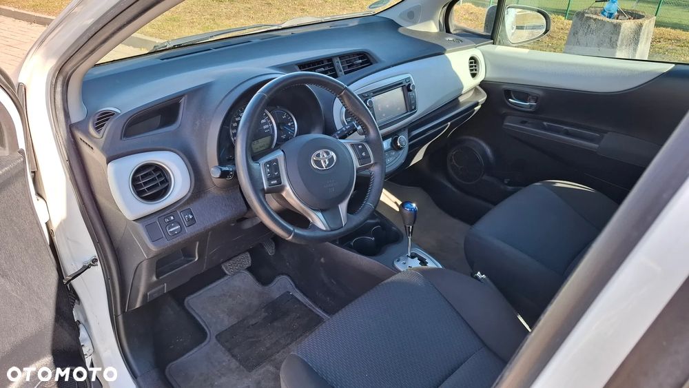 Toyota Yaris 1.5 VVT-i Comfort - 9