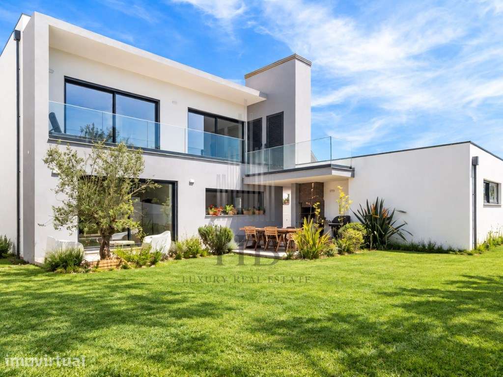 Moradia T4 com Garagem e Jardim | Mafra - Grande imagem: 2/56