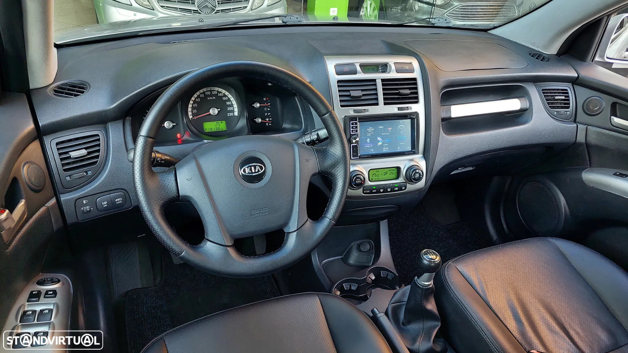 Kia Sportage 2.0 CRDI EX 4WD - 8