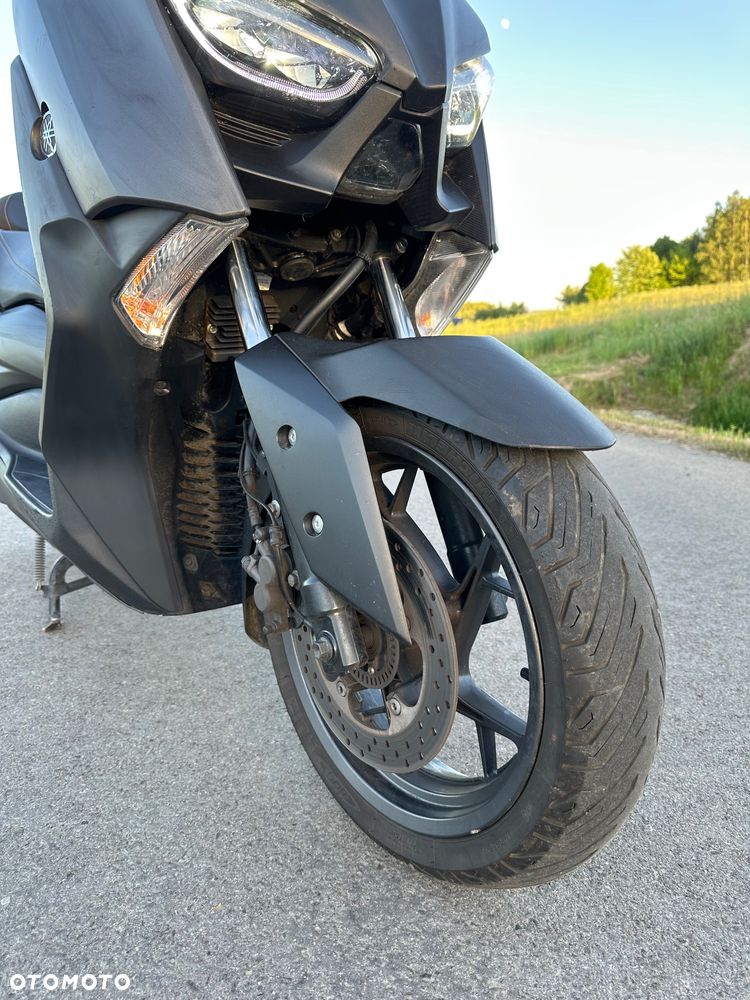 Yamaha X-max - 3