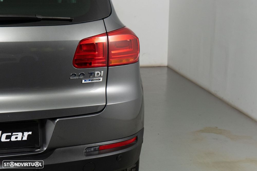 VW Tiguan 2.0 TDi Sport BlueMotion - 21