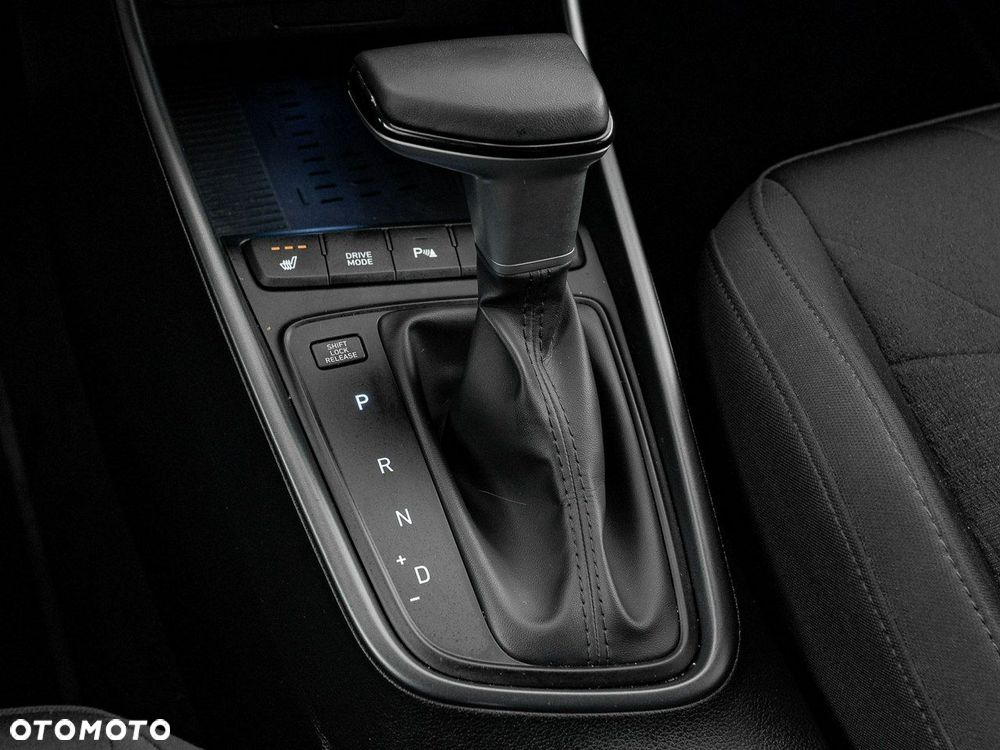 Hyundai Bayon 1.0 T-GDI Executive DCT - 19