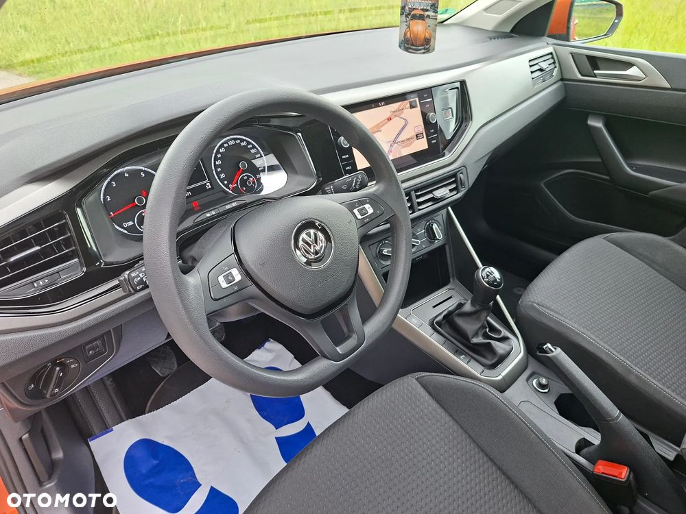 Volkswagen Polo - 28