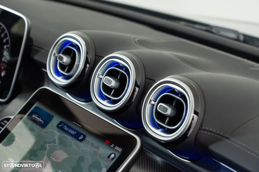 Mercedes-Benz C 300 e AMG Line - 26