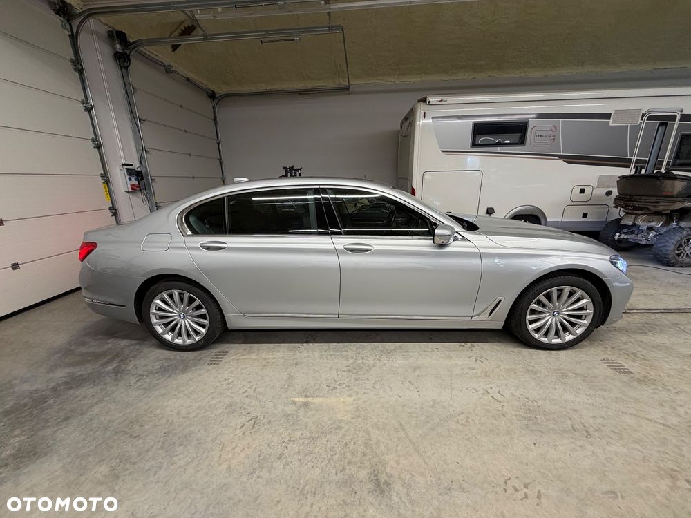 BMW Seria 7 740Ld xDrive - 10