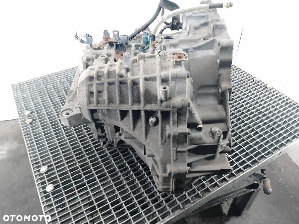 SKRZYNIA BIEGÓW AUTOMAT TOYOTA SIENNA II 5TDZA23C5  6S489300 3.3 V6 - 7