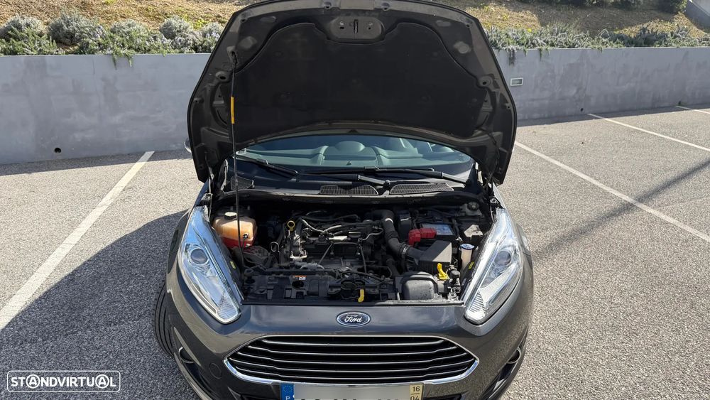 Ford Fiesta 1.0 Ti-VCT Titanium - 18