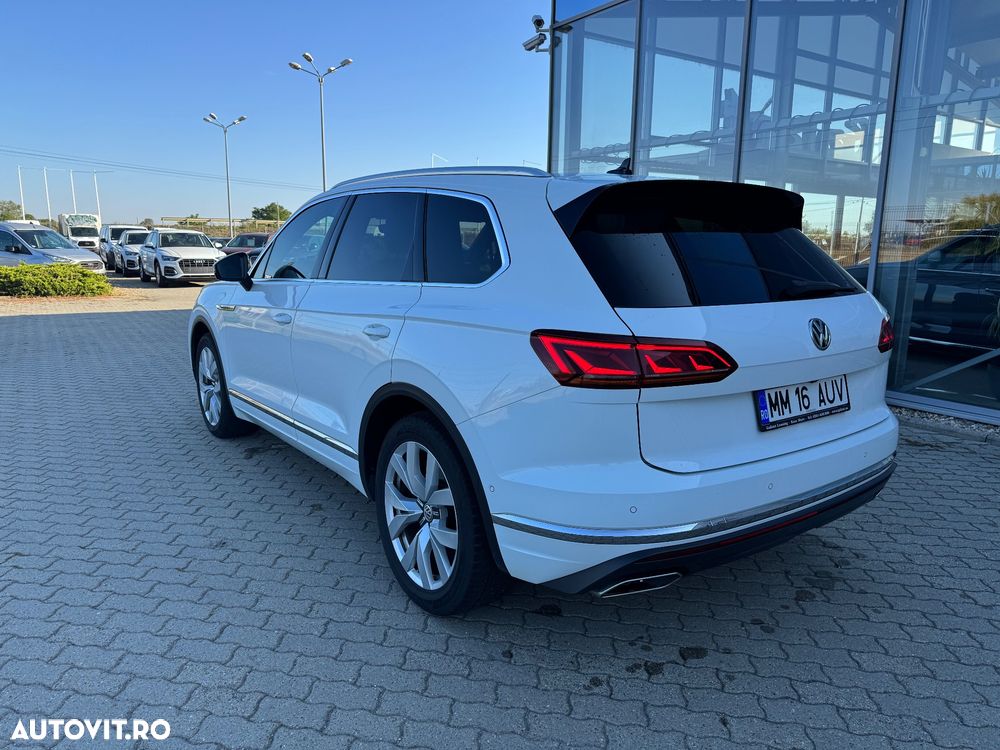 Volkswagen Touareg 3.0 V6 TDI 4Motion DPF Automatik Elegance - 6