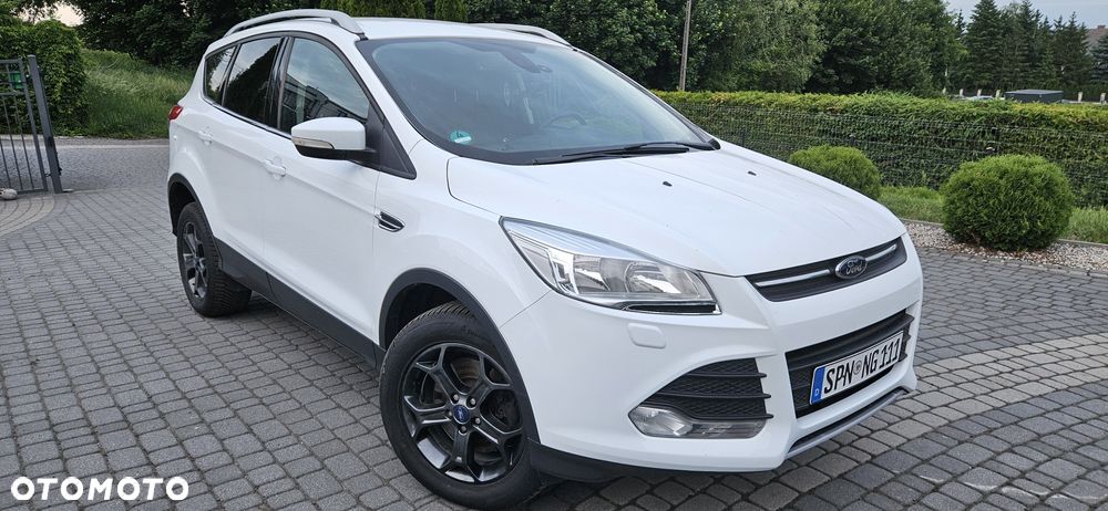 Ford Kuga - 1