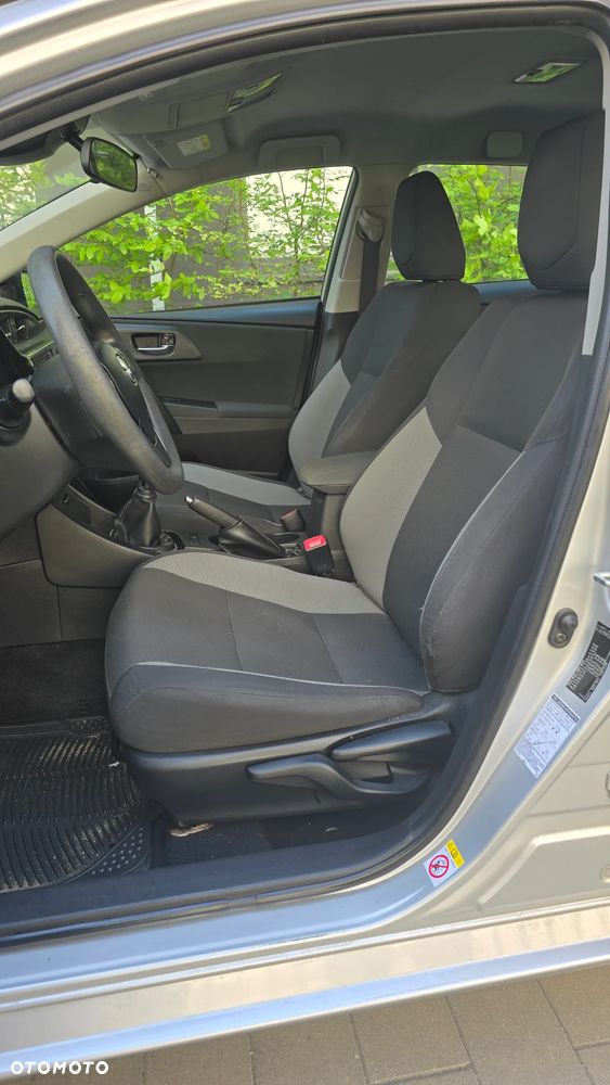 Toyota Auris 1.4 D-4D Active - 9