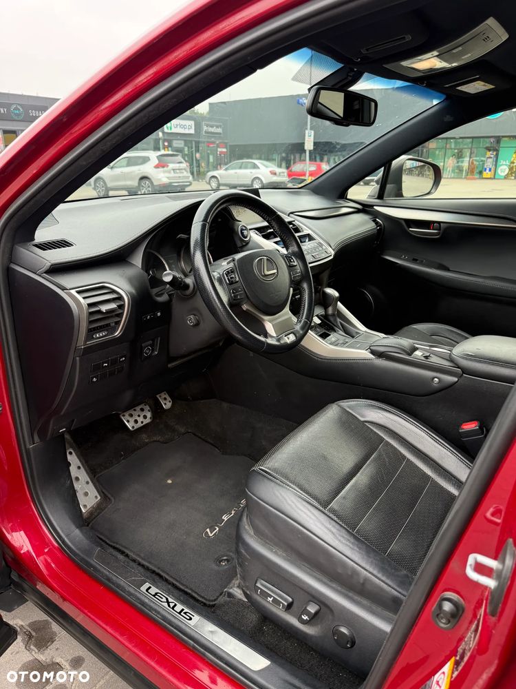 Lexus NX 300h F Sport AWD - 13