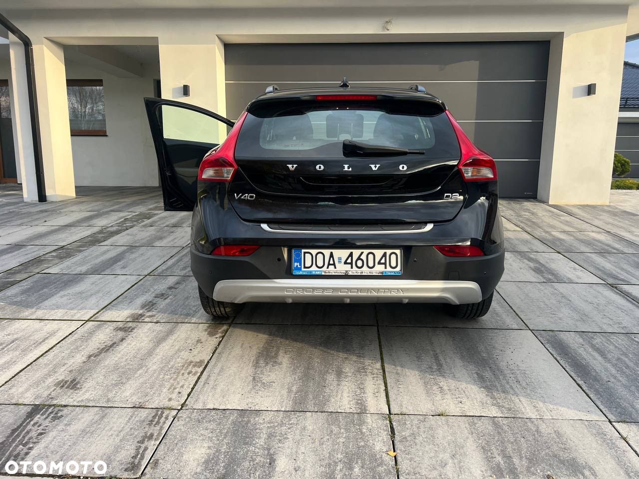 Volvo V40 Cross Country - 2