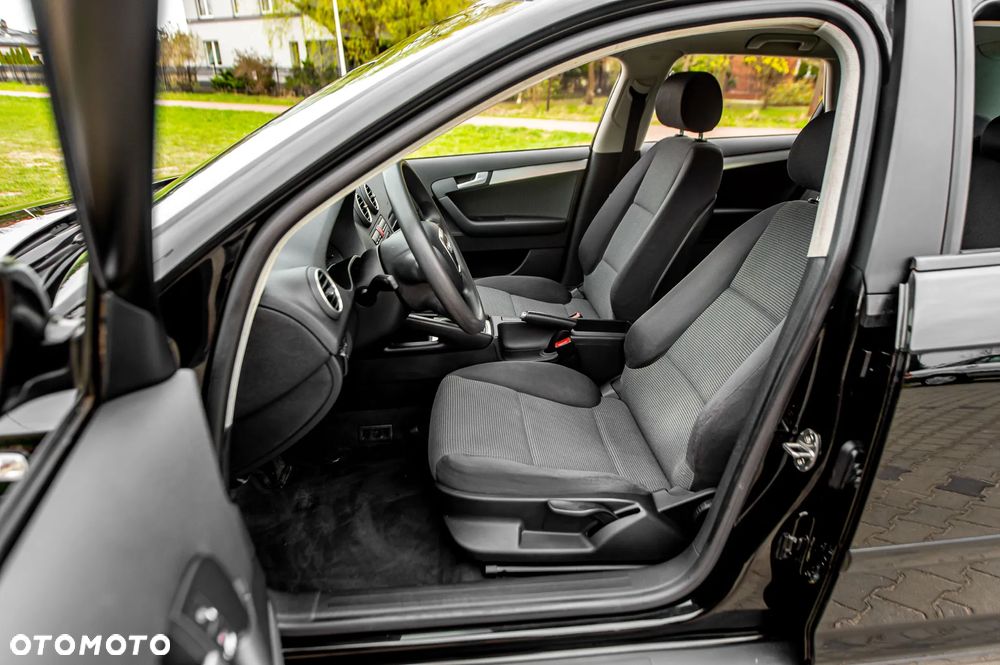 Audi A3 Sportback 1.6 Ambiente - 20