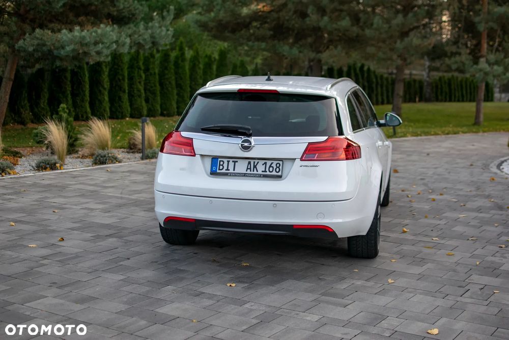 Opel Insignia - 24