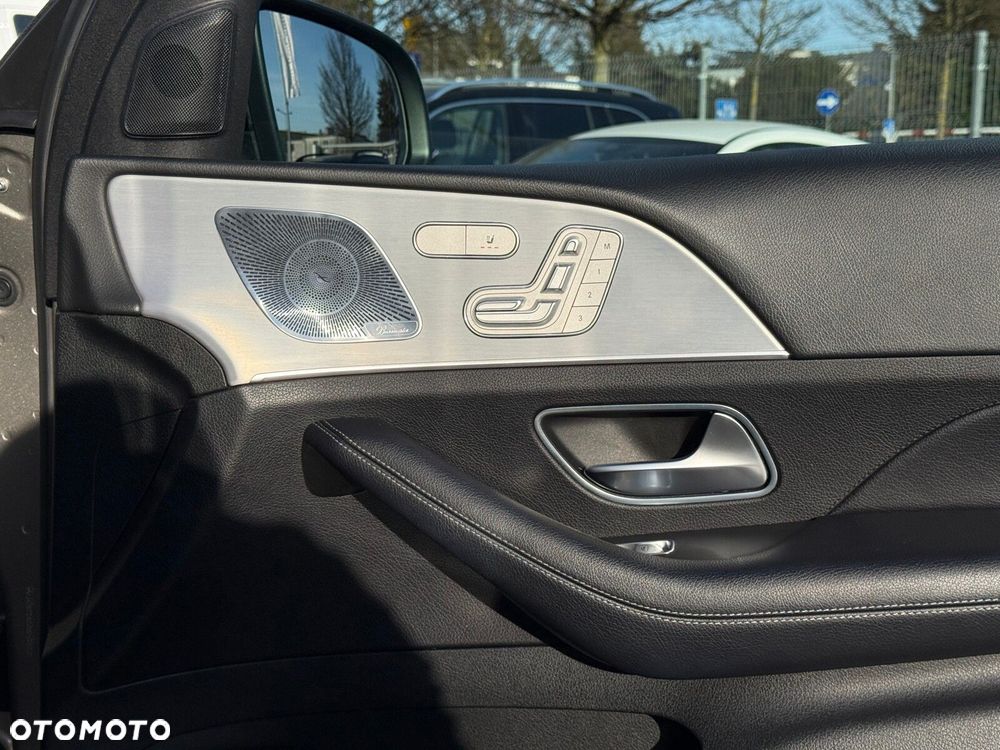 Mercedes-Benz GLE 300 d 4-Matic - 27