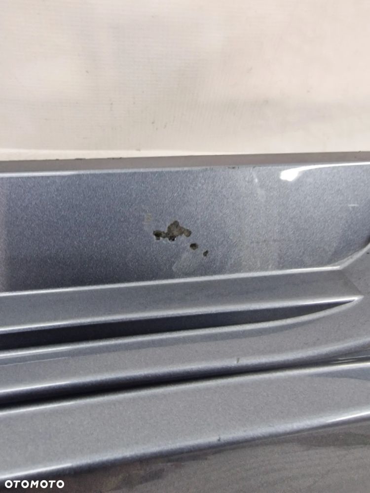 TOYOTA COROLLA E21 SEDAN 18- PRAWA LISTWA PROGOWA / NAKŁADKA PROGU , NR 75850-02230 , NR AUKCJI PR352 - 8