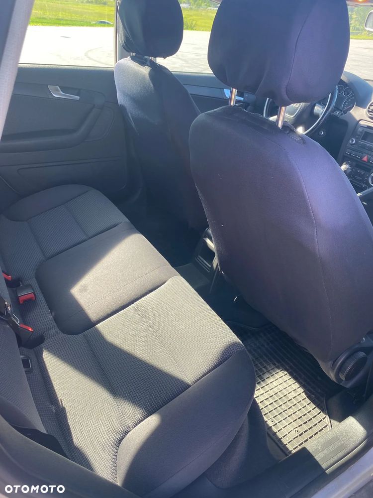 Audi A3 Sportback 1.6 Ambiente - 8