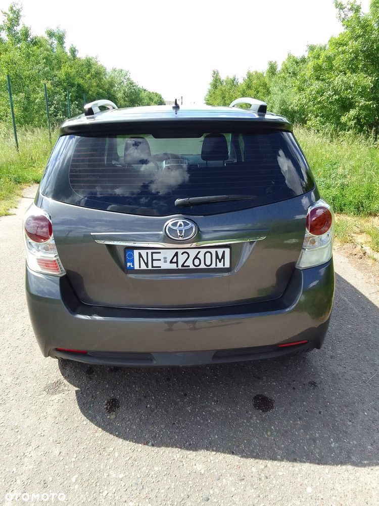 Toyota Verso 1.6 D-4D Premium 7os EU6 - 3