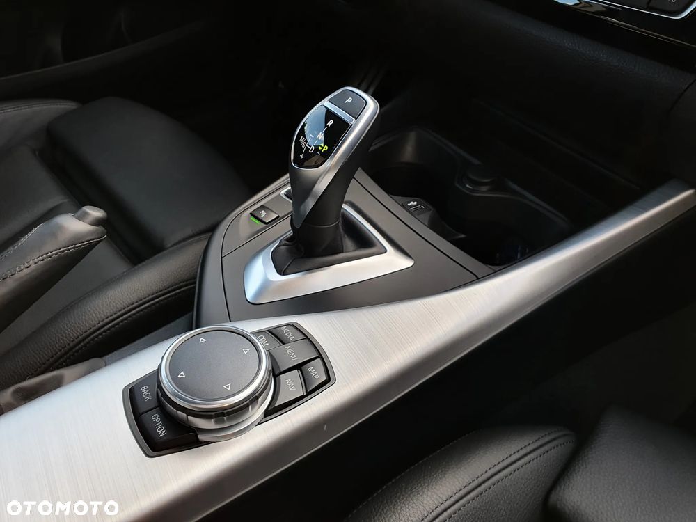 BMW Seria 1 120d xDrive Edition M Sport Shadow - 17