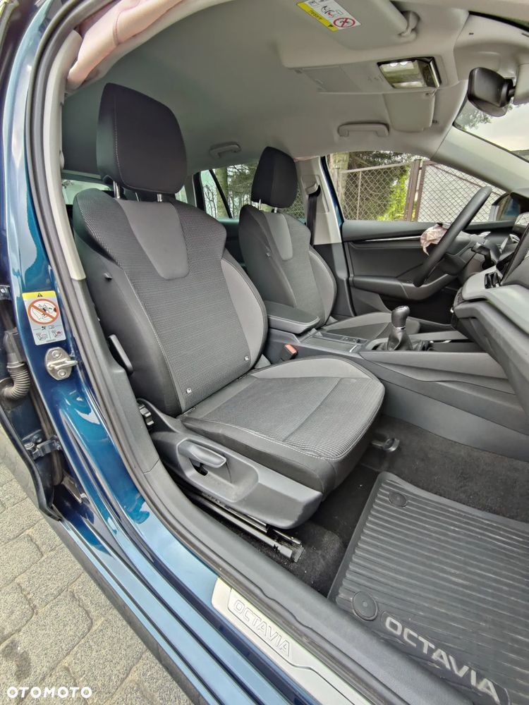 Skoda Octavia 2.0 TDI Clever - 24