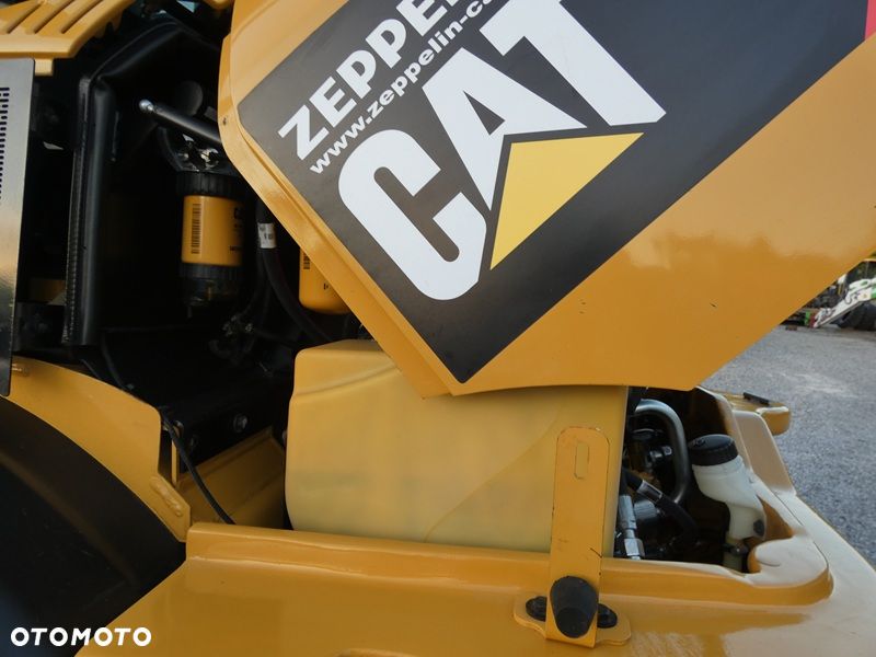 Caterpillar CAT 906H2 Z Niemiec / SZYBKA SKRZYNIA 35KM/H / Super Stan / - 13