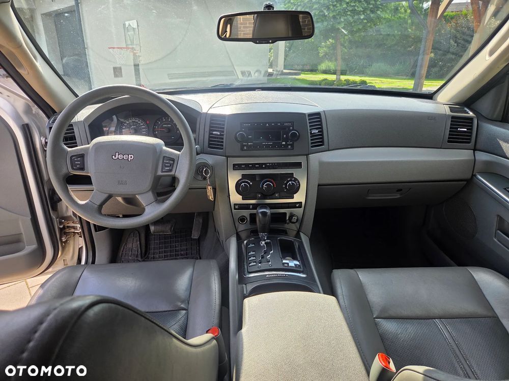 Jeep Grand Cherokee Gr 3.0 CRD Laredo - 12