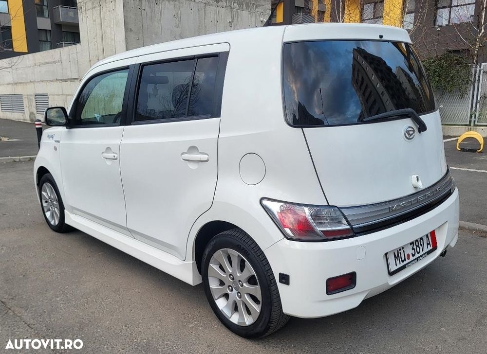 Daihatsu Materia - 11