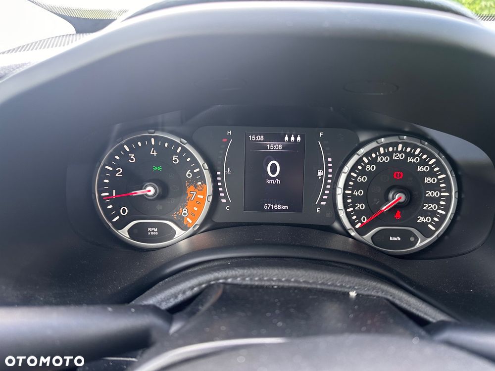Jeep Renegade 1.6 E-TorQ Sport FWD - 7