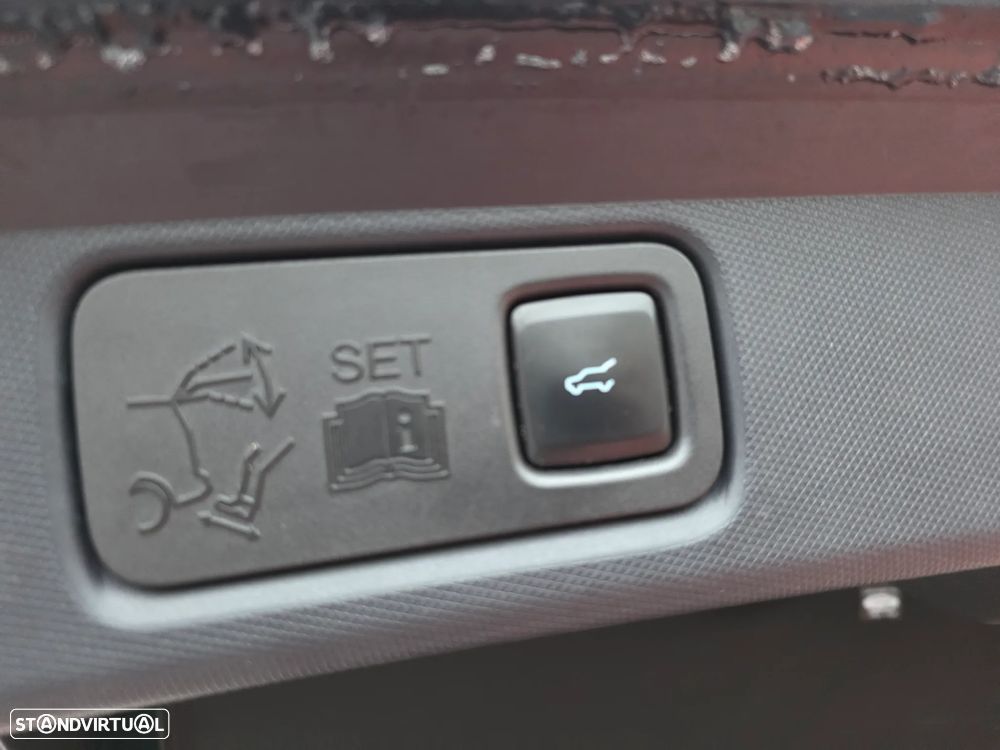 Ford Mustang Mach-E Standard - 13