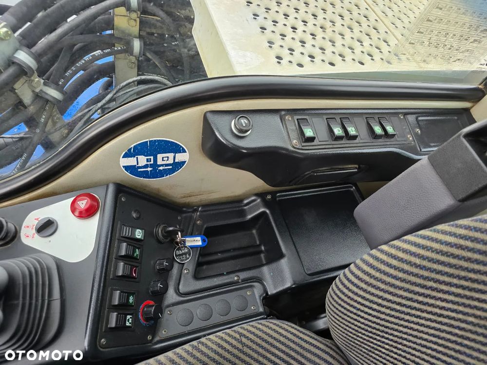 Liebherr 309 / RAMIE TRZY RAZY ŁAMANE - 11