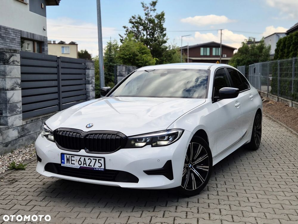 BMW Seria 3 318i Sport Line - 2