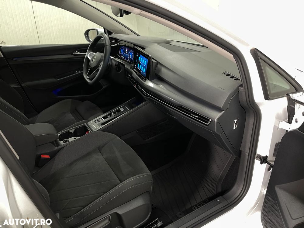 Volkswagen Golf - 12