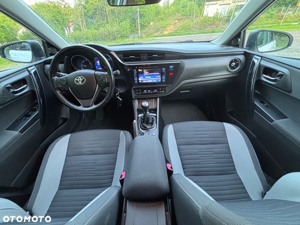 Toyota Auris 1.6 D-4D Edition-S - 9
